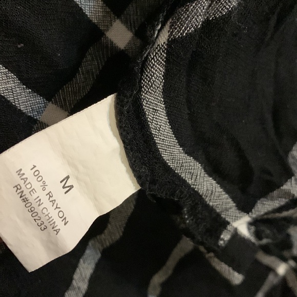 LOTTIE MOSS-girl’s black/white plaid shirt sleeved crop flannel button-up shirt - Picture 6 of 9